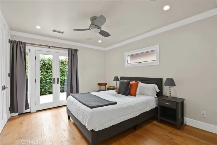 264 Tivoli, Long Beach, California 90803