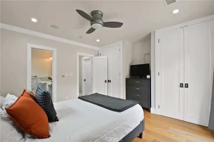 264 Tivoli, Long Beach, California 90803