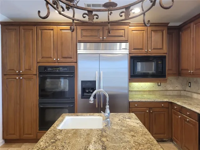 55 Valley, Irvine, California 92603