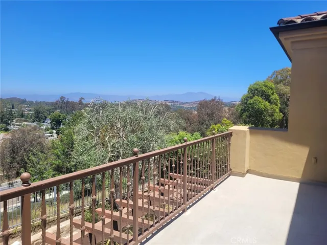 55 Valley, Irvine, California 92603