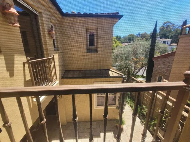 55 Valley, Irvine, California 92603
