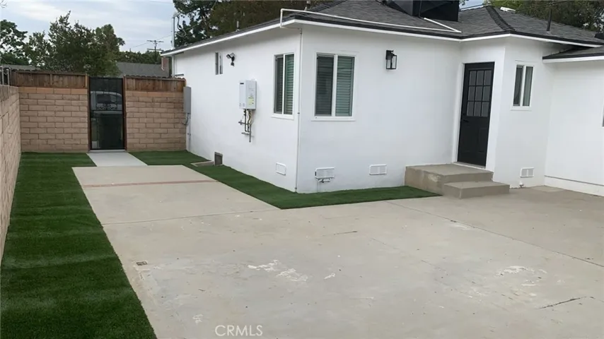 18736 Hart, Reseda, California 91335