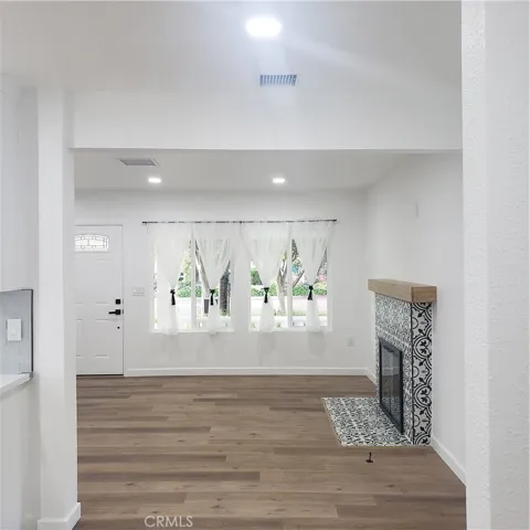 18736 Hart, Reseda, California 91335