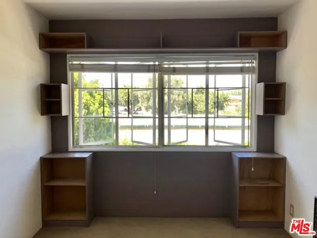 5249 1/2 Village Green, Los Angeles, California 90016