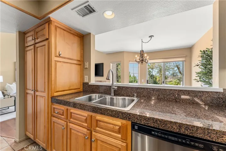 1029 S Dewcrest, Anaheim, California 92808