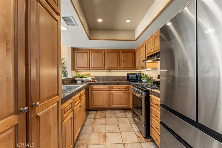 1029 S Dewcrest, Anaheim, California 92808