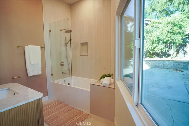 808 S Los Robles, Pasadena, California 91106