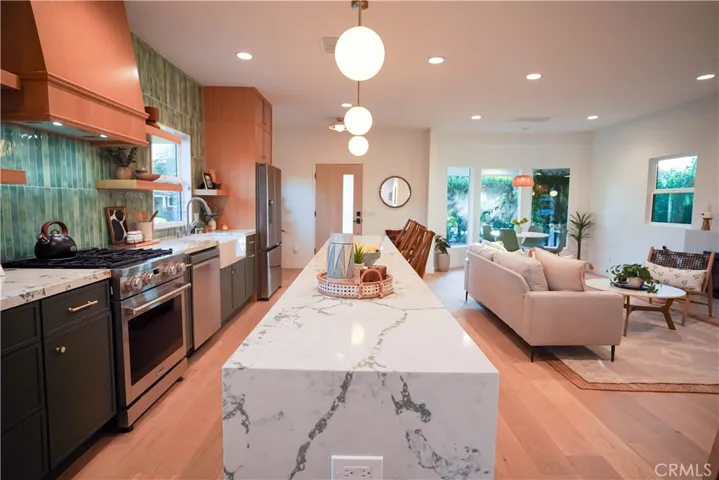 808 S Los Robles, Pasadena, California 91106