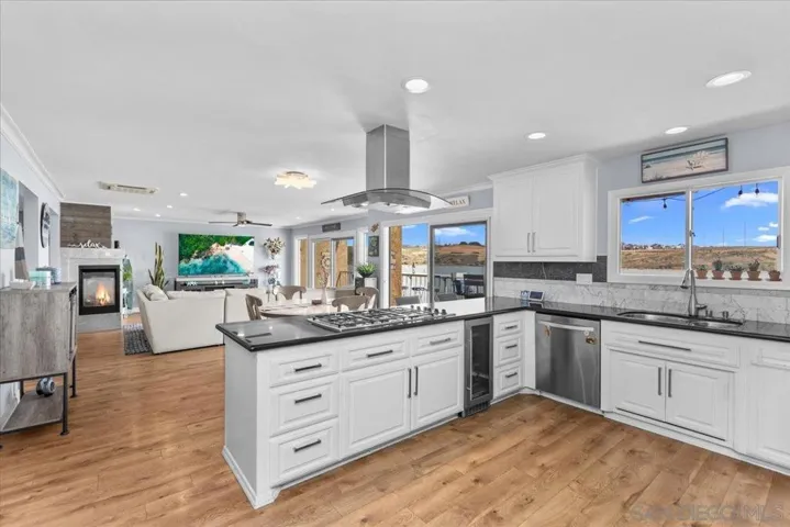 4747 Marina 16, Carlsbad, California 92008