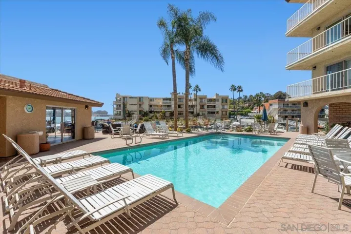 4747 Marina 16, Carlsbad, California 92008