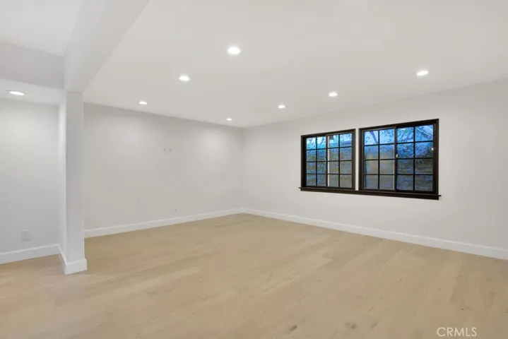23450 Park Hermosa, Calabasas, California 91302
