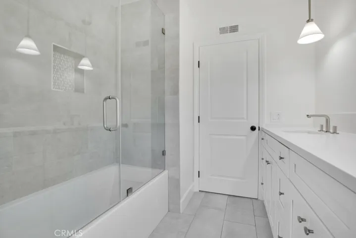 23450 Park Hermosa, Calabasas, California 91302