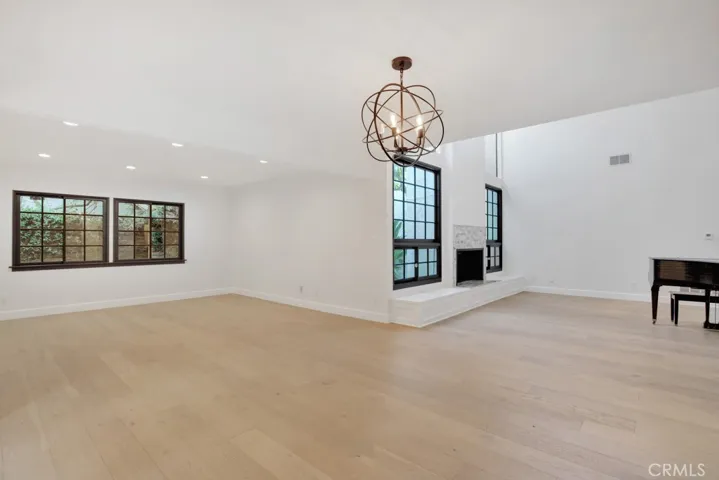 23450 Park Hermosa, Calabasas, California 91302