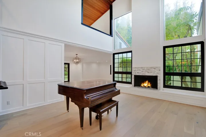 23450 Park Hermosa, Calabasas, California 91302