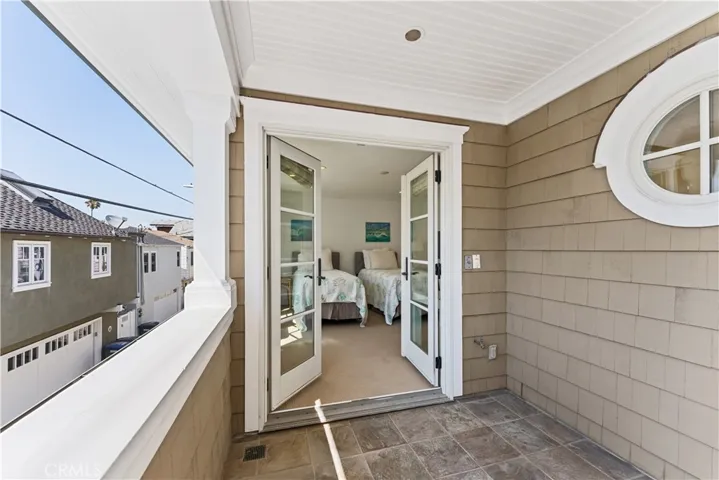 115 Topaz, Newport Beach, California 92662
