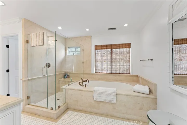 115 Topaz, Newport Beach, California 92662