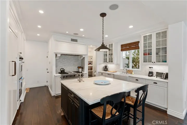 115 Topaz, Newport Beach, California 92662