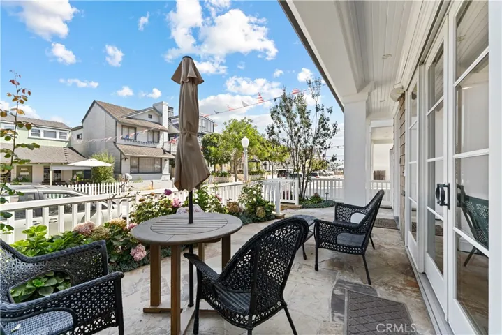 115 Topaz, Newport Beach, California 92662