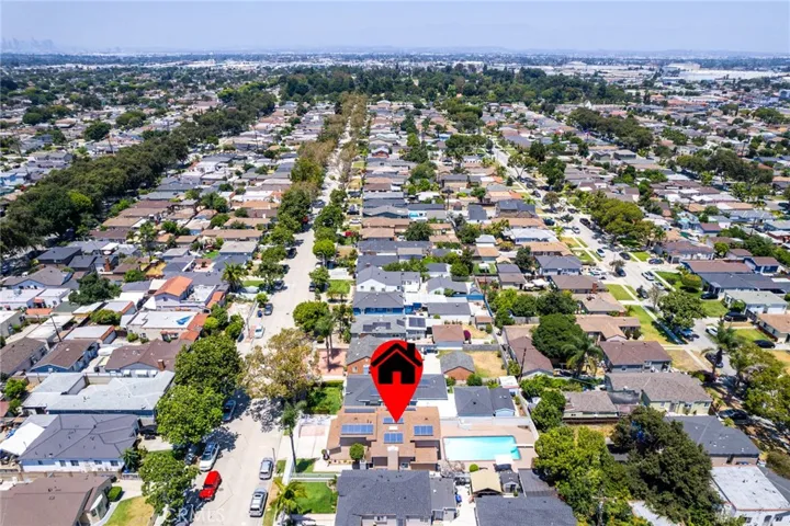 10332 Washington, South Gate, California 90280