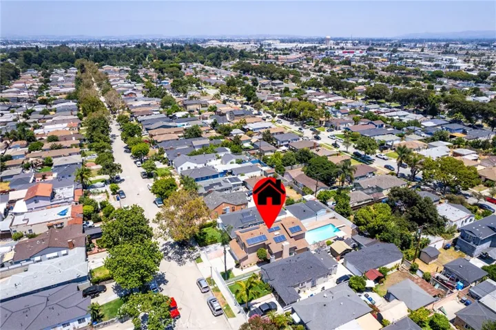 10332 Washington, South Gate, California 90280