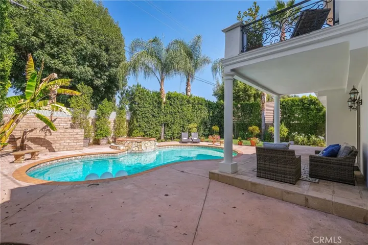 16459 Otsego Street, Encino, California 91436
