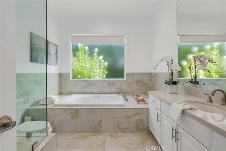 16459 Otsego Street, Encino, California 91436