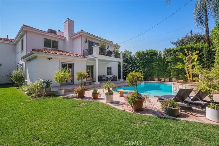 16459 Otsego Street, Encino, California 91436