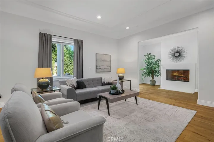 16459 Otsego Street, Encino, California 91436