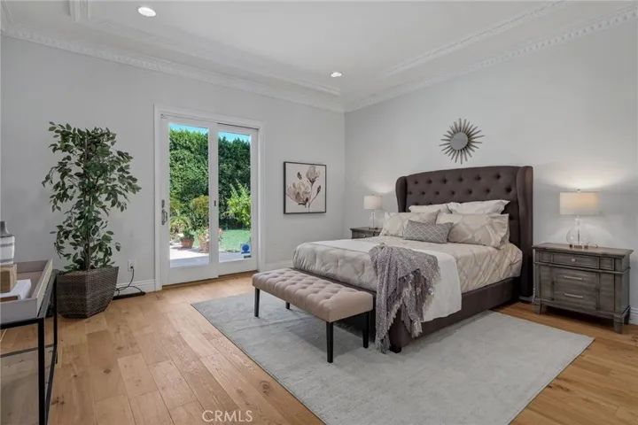 16459 Otsego Street, Encino, California 91436