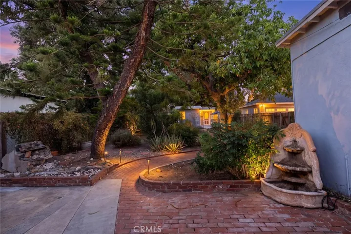 Photos are enhanced with virtual landscape lighting.