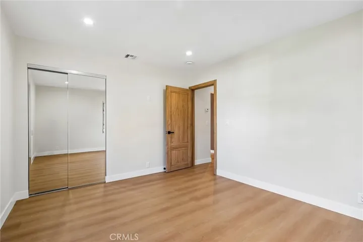 2213 N Valley Street, Burbank, California 91505