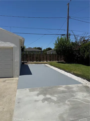 2213 N Valley Street, Burbank, California 91505