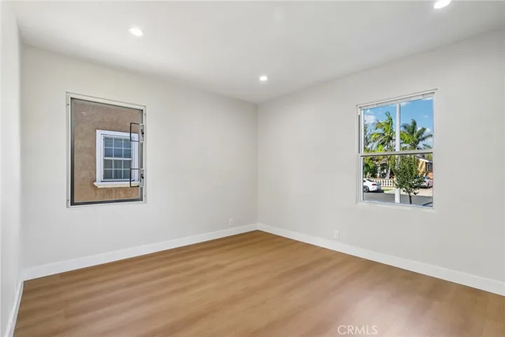 2213 N Valley Street, Burbank, California 91505