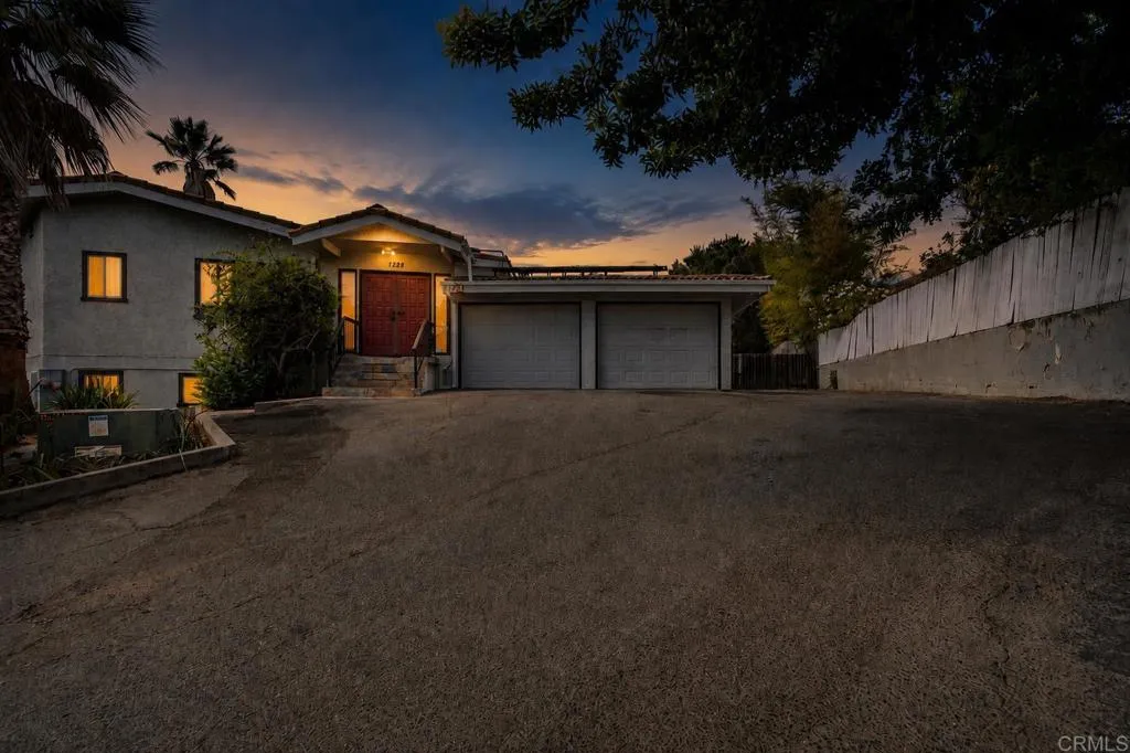 1228 Tower Dr