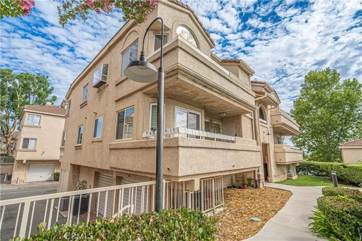 19845 Sandpiper Place 144, Newhall, California 91321