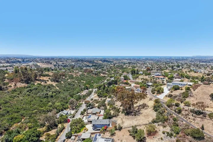 6214 Radio, San Diego, California 92114