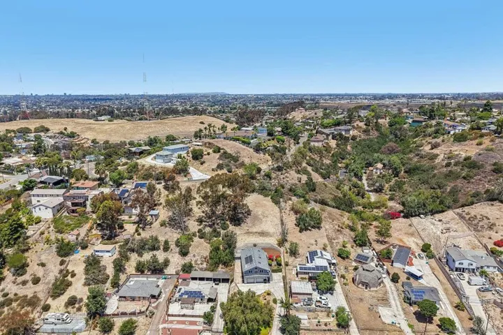 6214 Radio, San Diego, California 92114