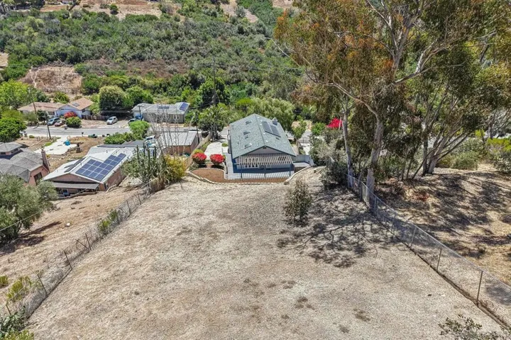 6214 Radio, San Diego, California 92114
