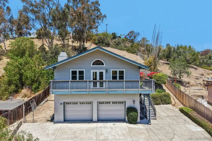 6214 Radio, San Diego, California 92114