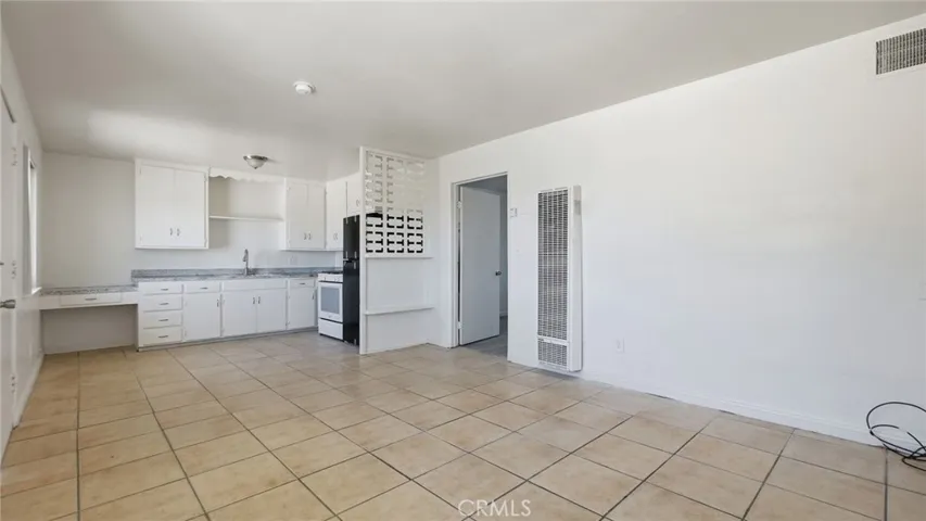 511 E Fredricks, Barstow, California 92311