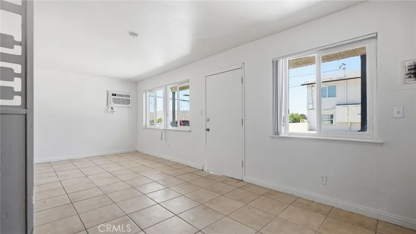 511 E Fredricks, Barstow, California 92311