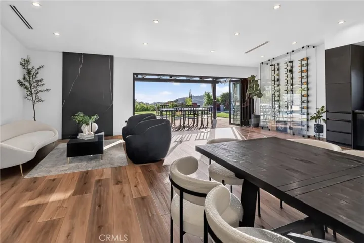 9411 Crystal View Drive, Tujunga, California 91042