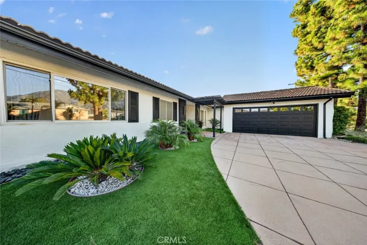 9411 Crystal View Drive, Tujunga, California 91042