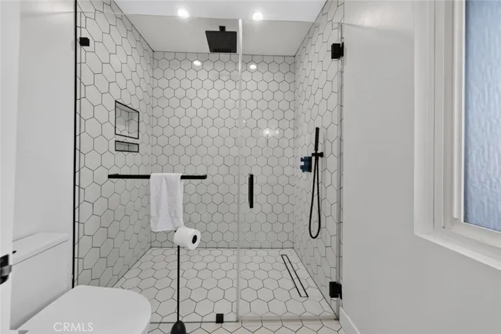 9411 Crystal View Drive, Tujunga, California 91042