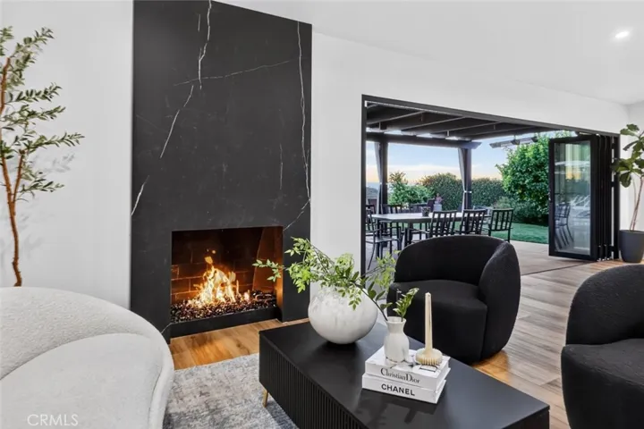 9411 Crystal View Drive, Tujunga, California 91042
