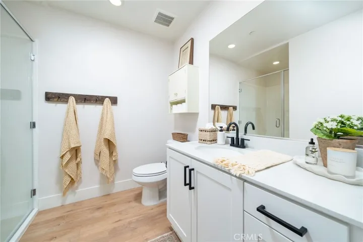 3590 E Peckham Paseo 6, Ontario, California 91761