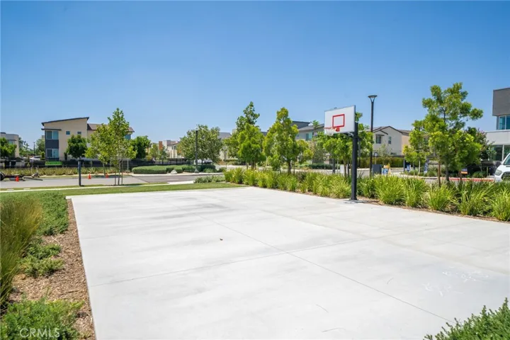 3590 E Peckham Paseo 6, Ontario, California 91761