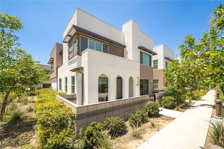 3590 E Peckham Paseo 6, Ontario, California 91761