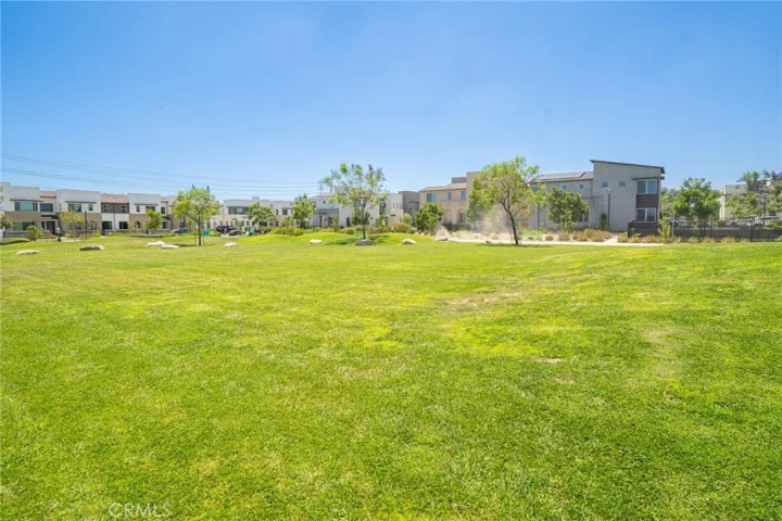 3590 E Peckham Paseo 6, Ontario, California 91761