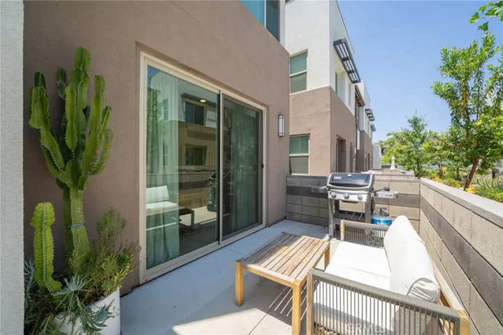 3590 E Peckham Paseo 6, Ontario, California 91761